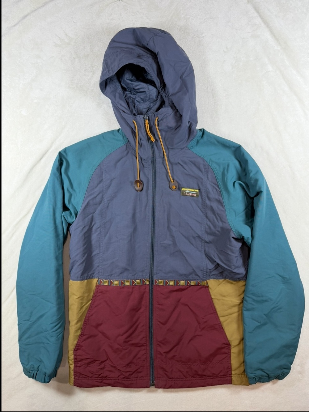 L.L. Bean Men’s Small Regular Aztec Insulated Colorblock Hooded Puffer Jacket